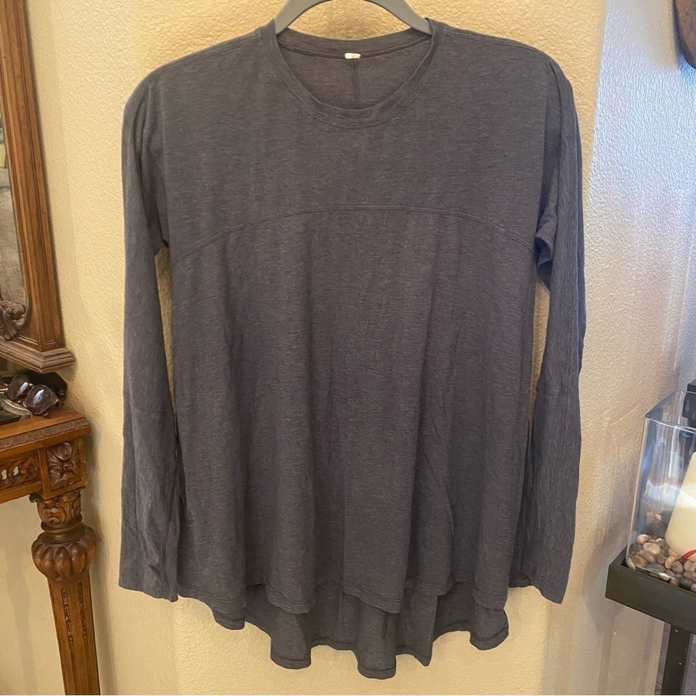 LULULEMON Women Gray Acadia Long Sleeve High-Low Tee Top Size 6-8